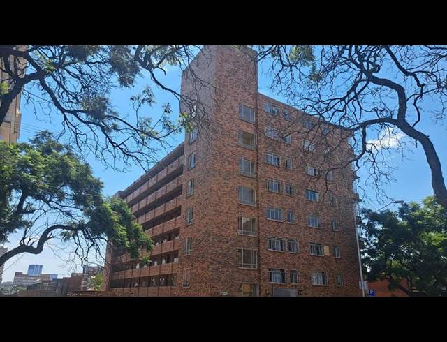 3 BEDROOM APARTMENT FOR SALE IN SUNNYSIDE